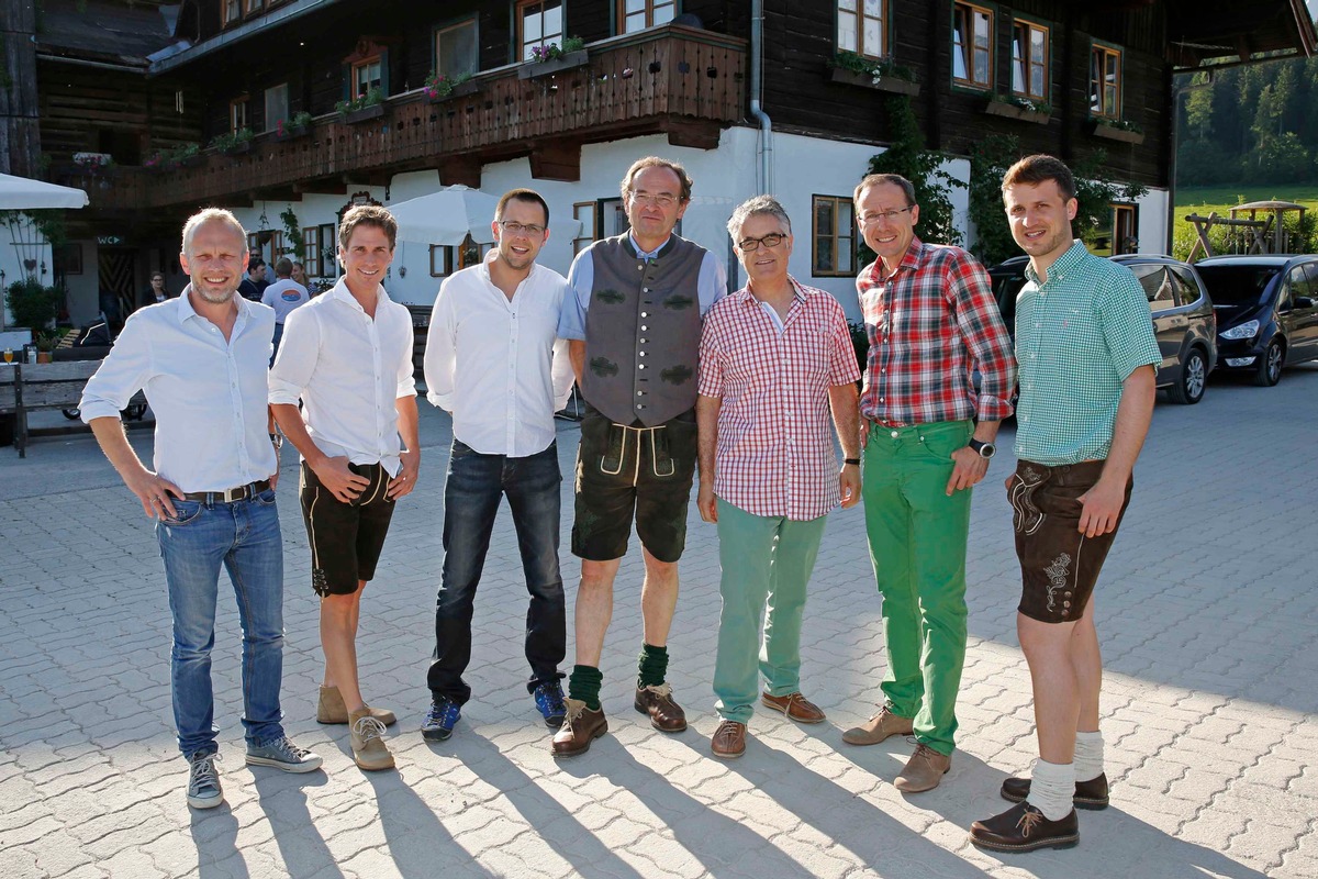 Klettersteig-Jubiläum und hitzige Diskussion zur Sonnenwende in der Ramsau am Dachstein - BILD