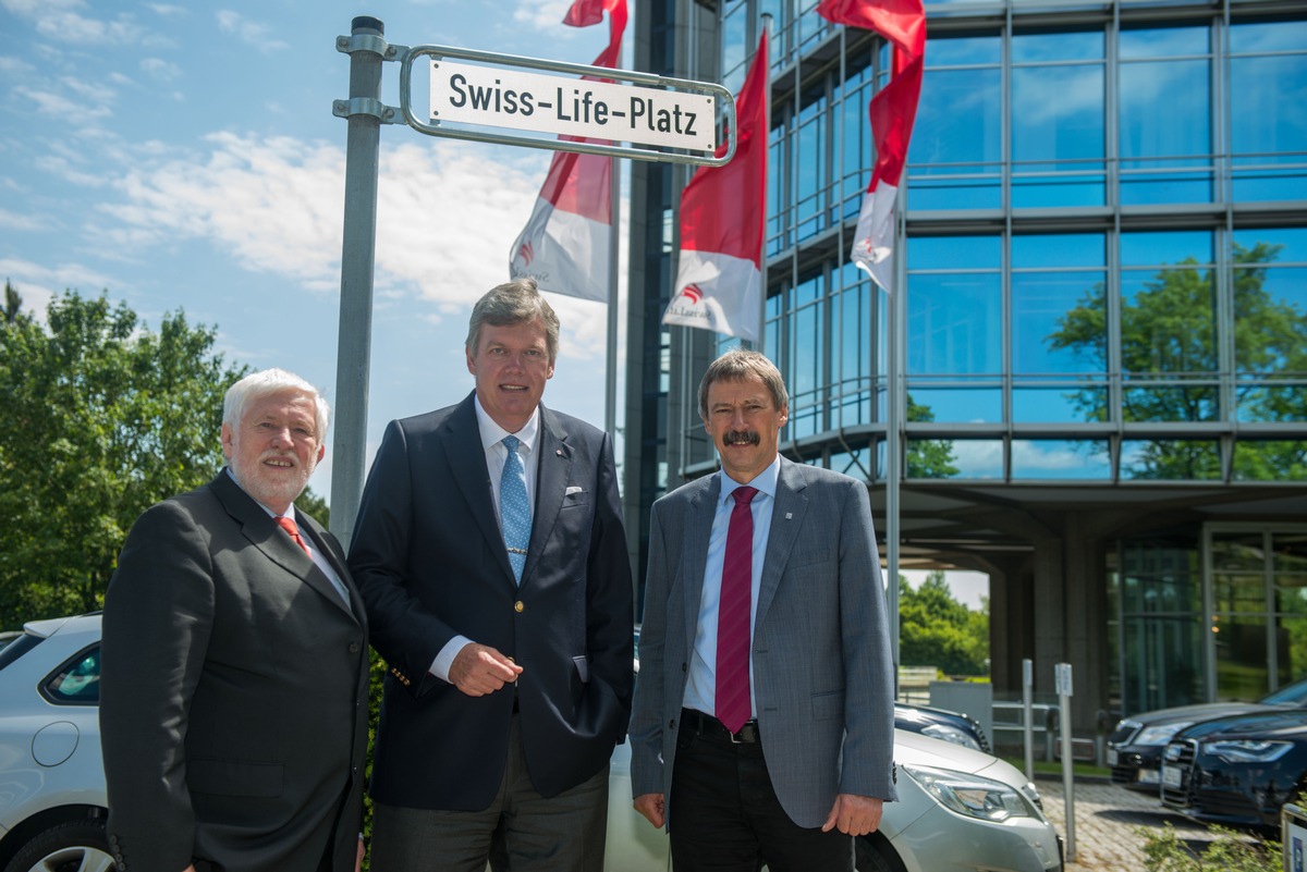 Einweihung des Swiss-Life-Platzes in Hannover (BILD)