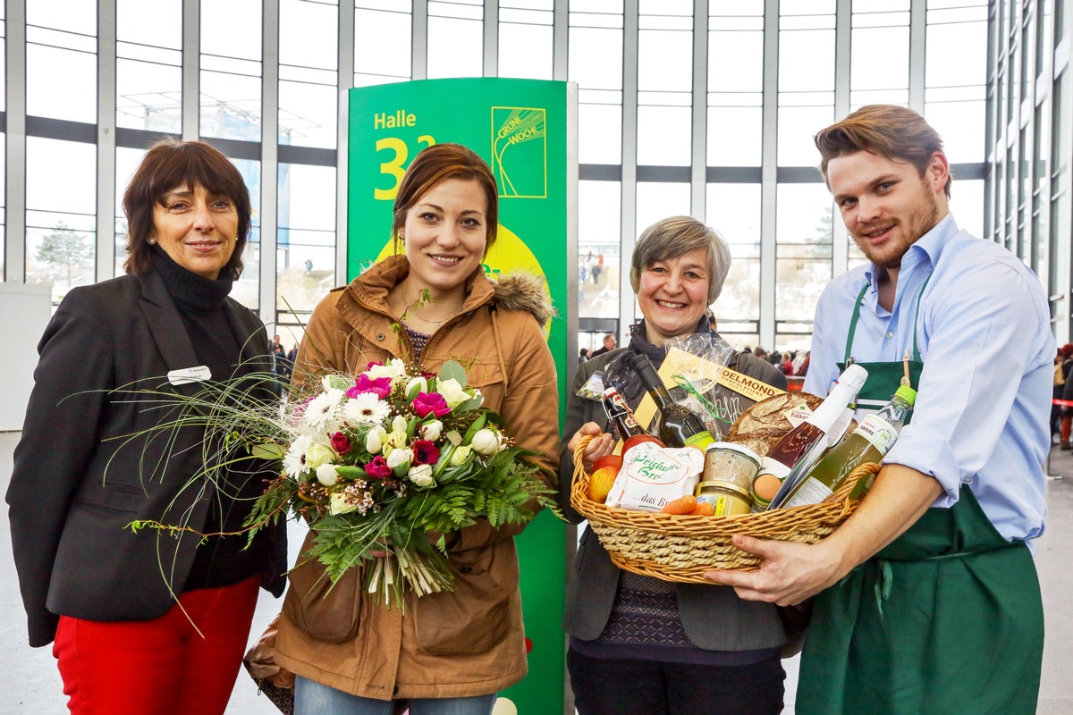 Grüne Woche 2014: Ökologiestudentin aus Potsdam ist die 200.000. Besucherin (FOTO)