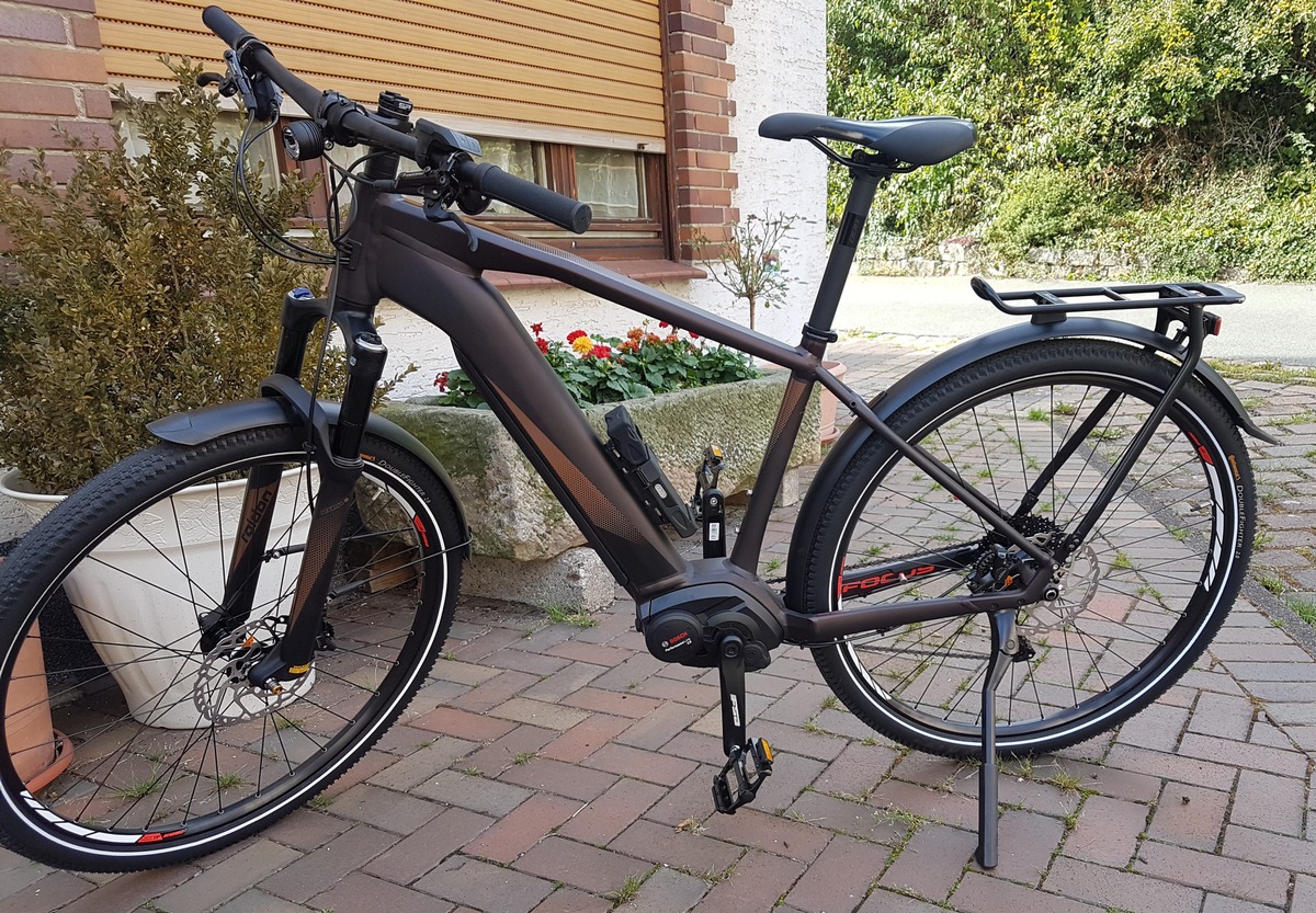 POL-HX: Hochwertiges E-Bike in Höxter gestohlen