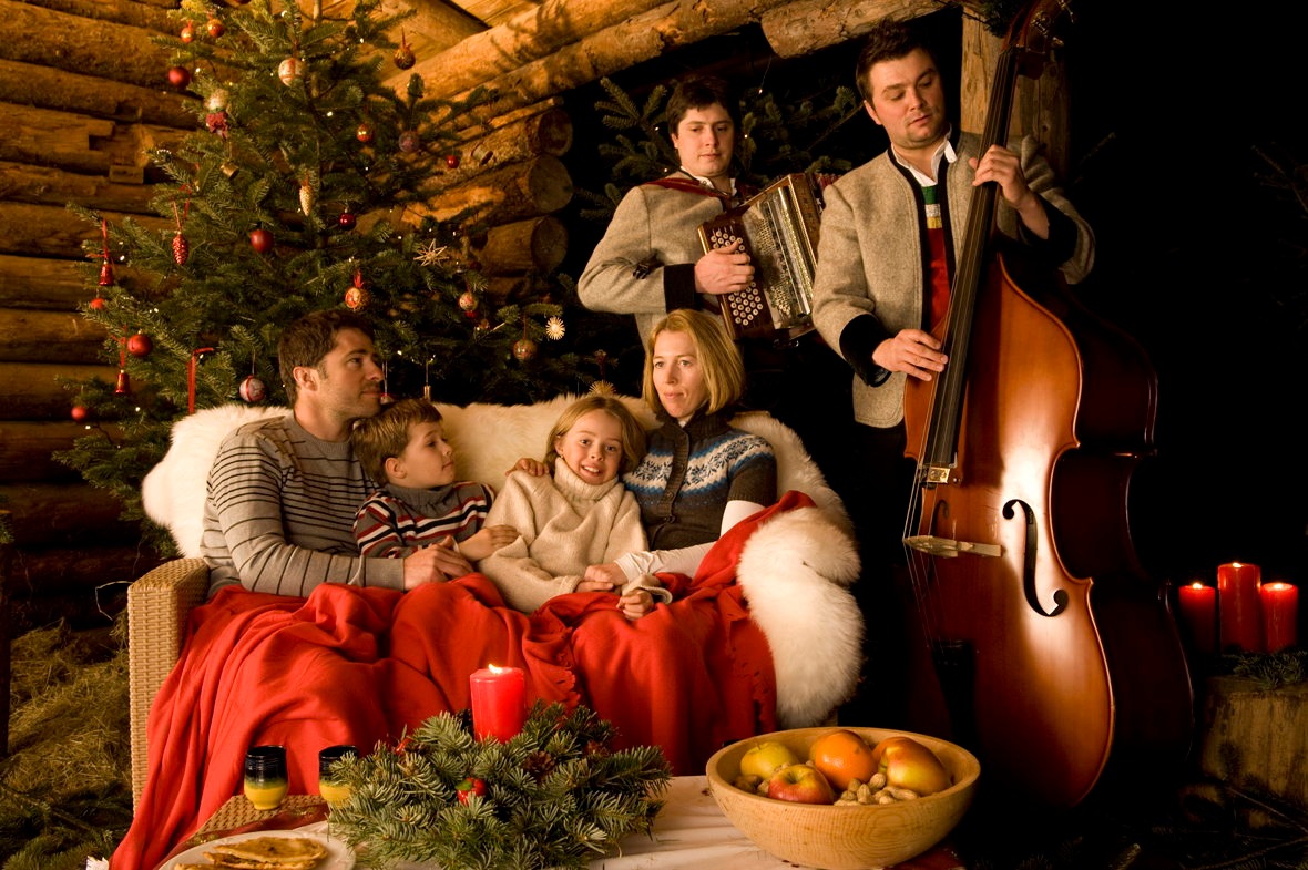 &#039;Stille Nacht - Heilige Nacht&#039; - Mayrhofen im Advent: Genießen. Ruhen. Staunen.