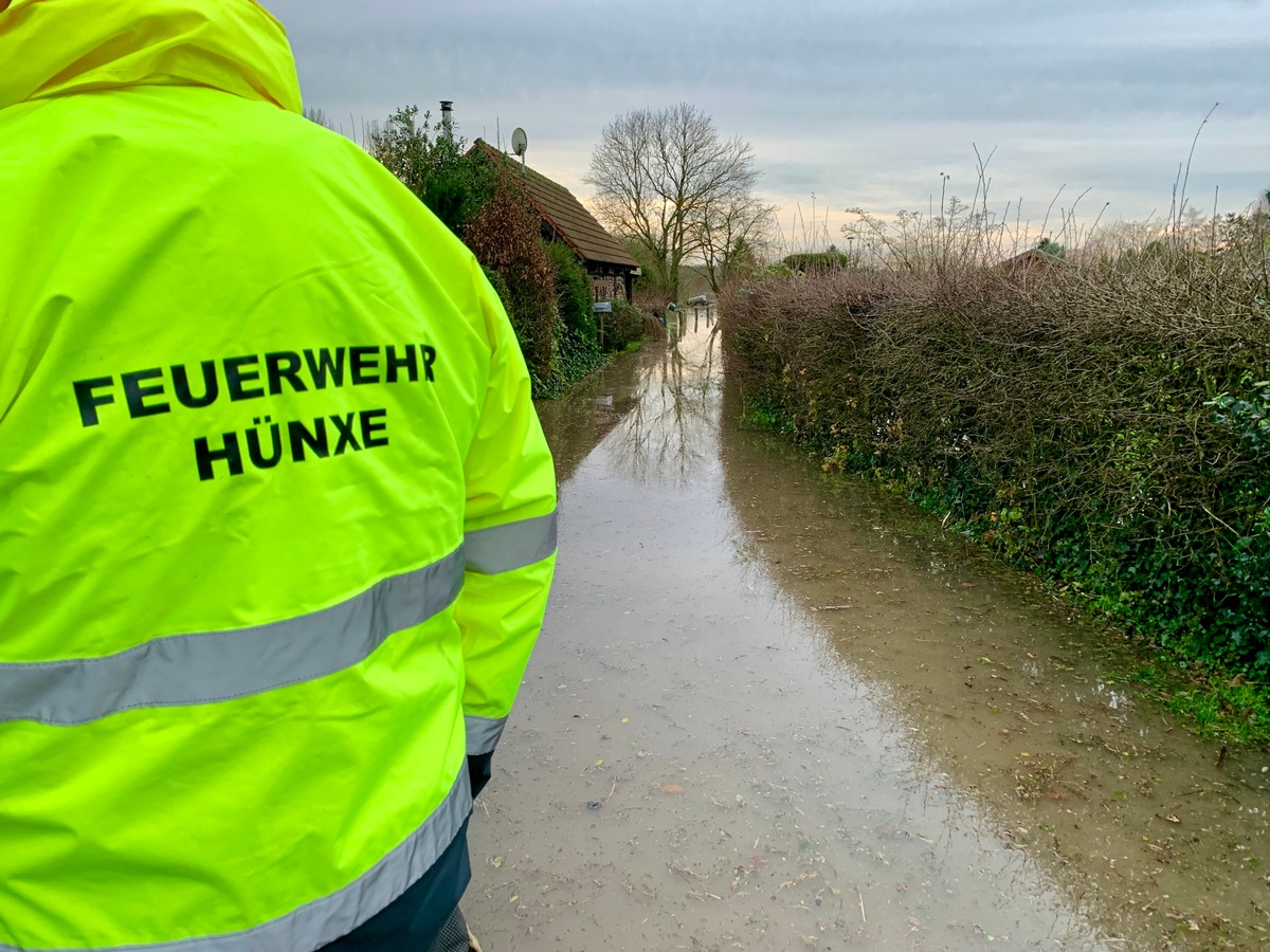 FW Hünxe: Weitere Einsätze durch das Hochwasser