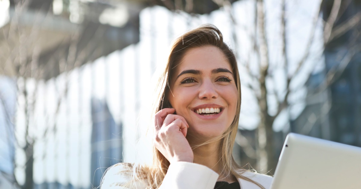 bonus.ch über die Mobiltelefonie: Noch nie wechselte die Schweizer Bevölkerung so oft den Anbieter und bezahlte so wenig für ihr Mobilfunkabonnement!