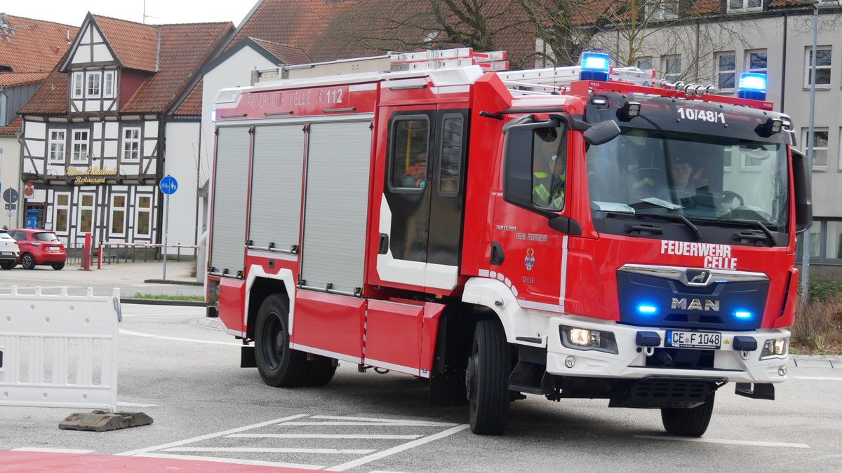 FW Celle: Hochwassereinsätze am 01.01.2024 (Neujahr) - 13. Lagemeldung / Person aus Überschwemmungsgebiet gerettet! Stand: 01.01.2024 um 18:00 Uhr