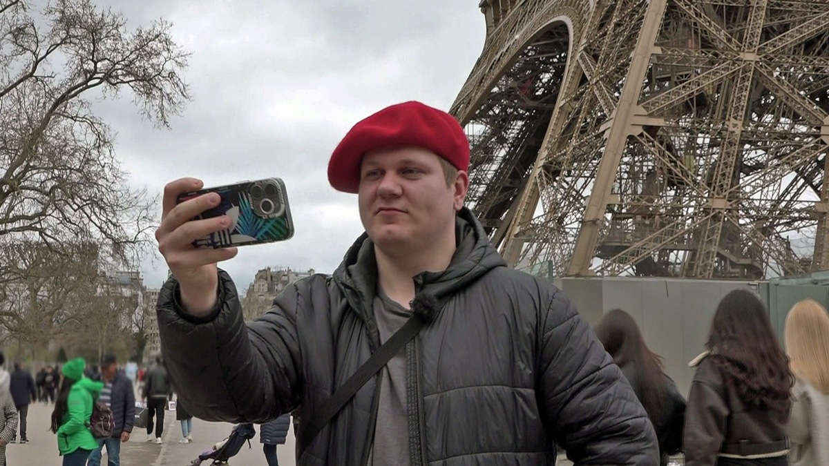 Diese Woche bei &quot;Hartz und herzlich - Tag für Tag Rostock Groß Klein&quot;: Ausgeraubt in Paris