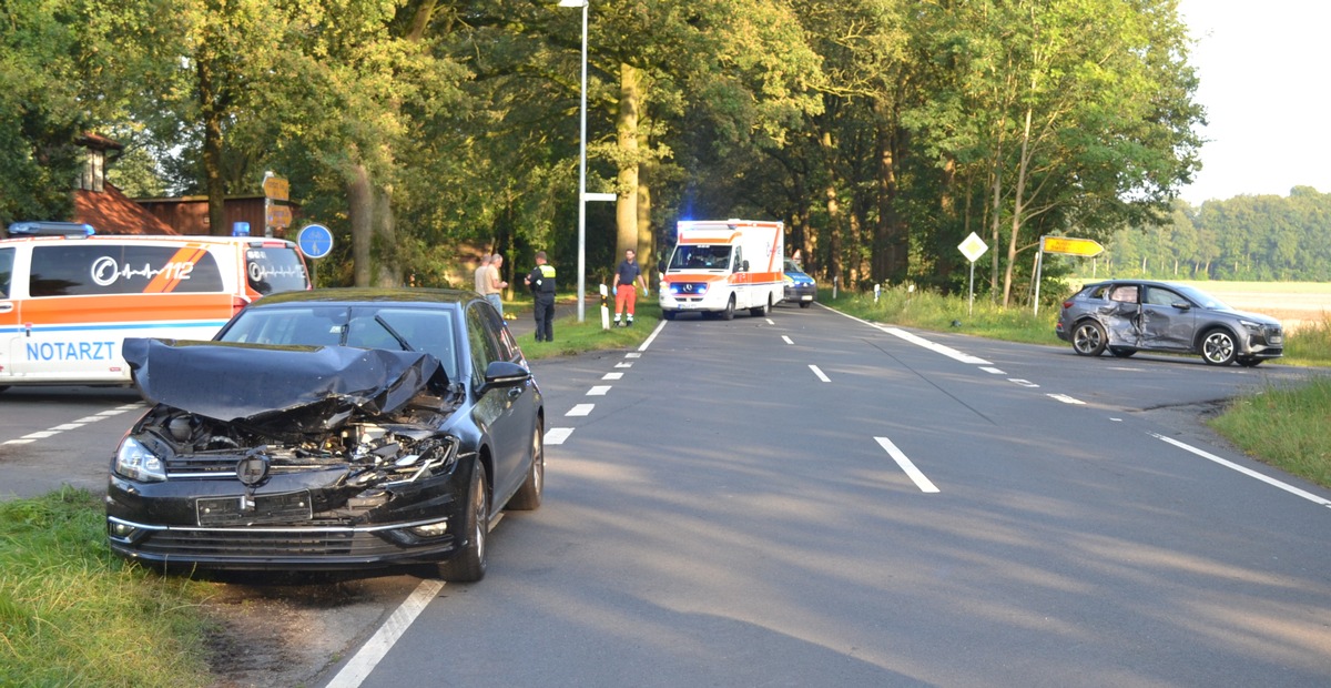 POL-ROW: ++ Schwerer Verkehrsunfall auf der B 440 - 32-jähriger Motorradfahrer verstirbt an der Unfallstelle ++ Unfall in der Kurve - Sattelzug kollidiert mit Pkw ++