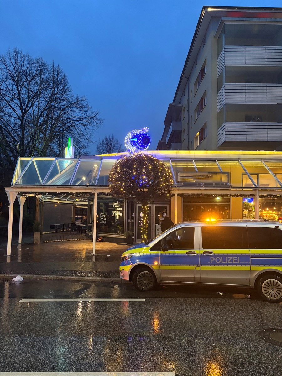 POL-KI: 250102.1 Kiel: Sturm oder Kater? Schneemann kippt um