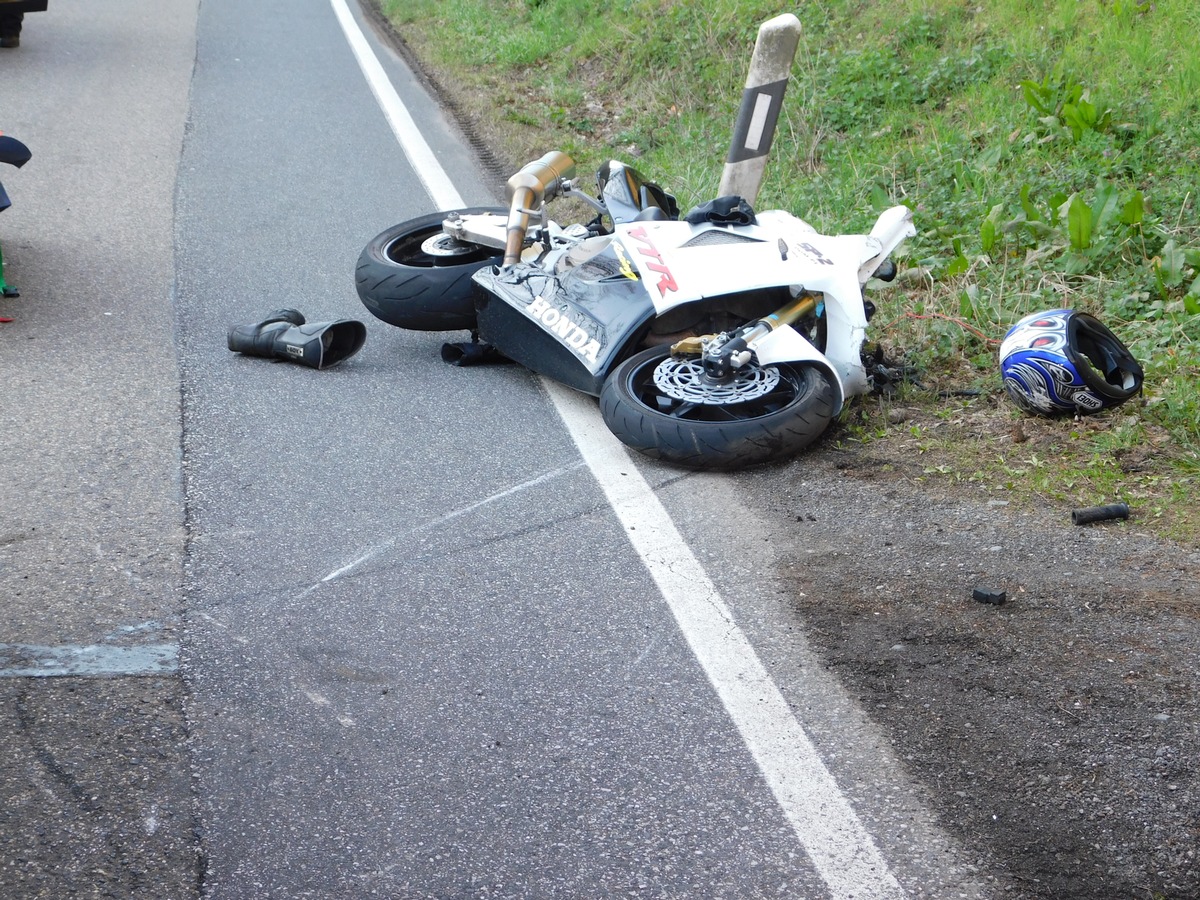 POL-PDNR: Schwerer Unfall mit Motorradfahrer im Wiedtal