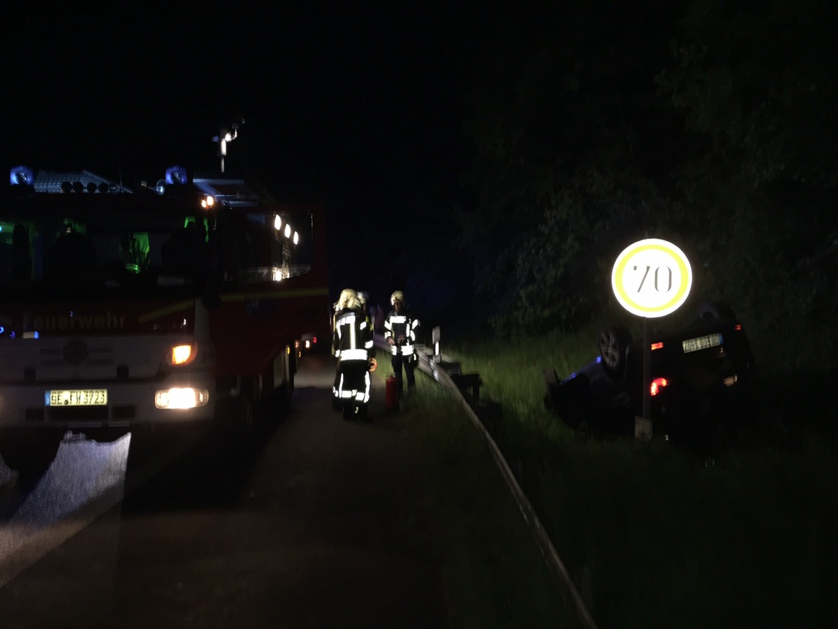 FW-GE: Verkehrsunfall auf der BAB A2 9.5.15 22:17Uhr