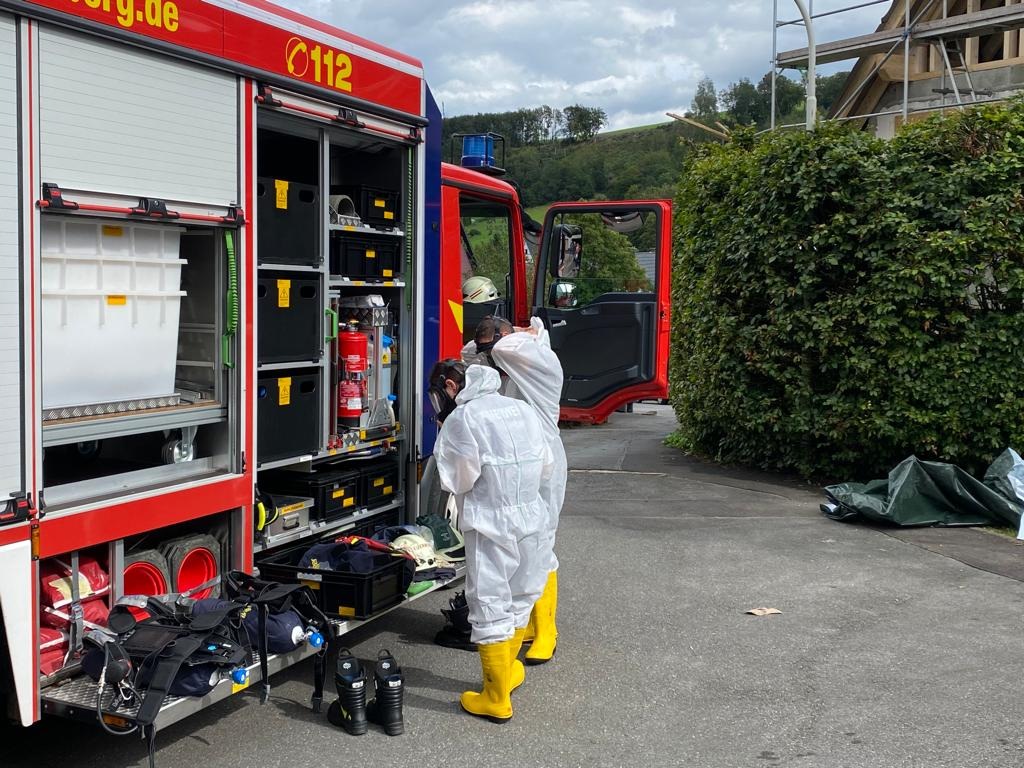 FW-PL: Ortsteil Kückelheim - Heizöl läuft aus provisorischem Tank