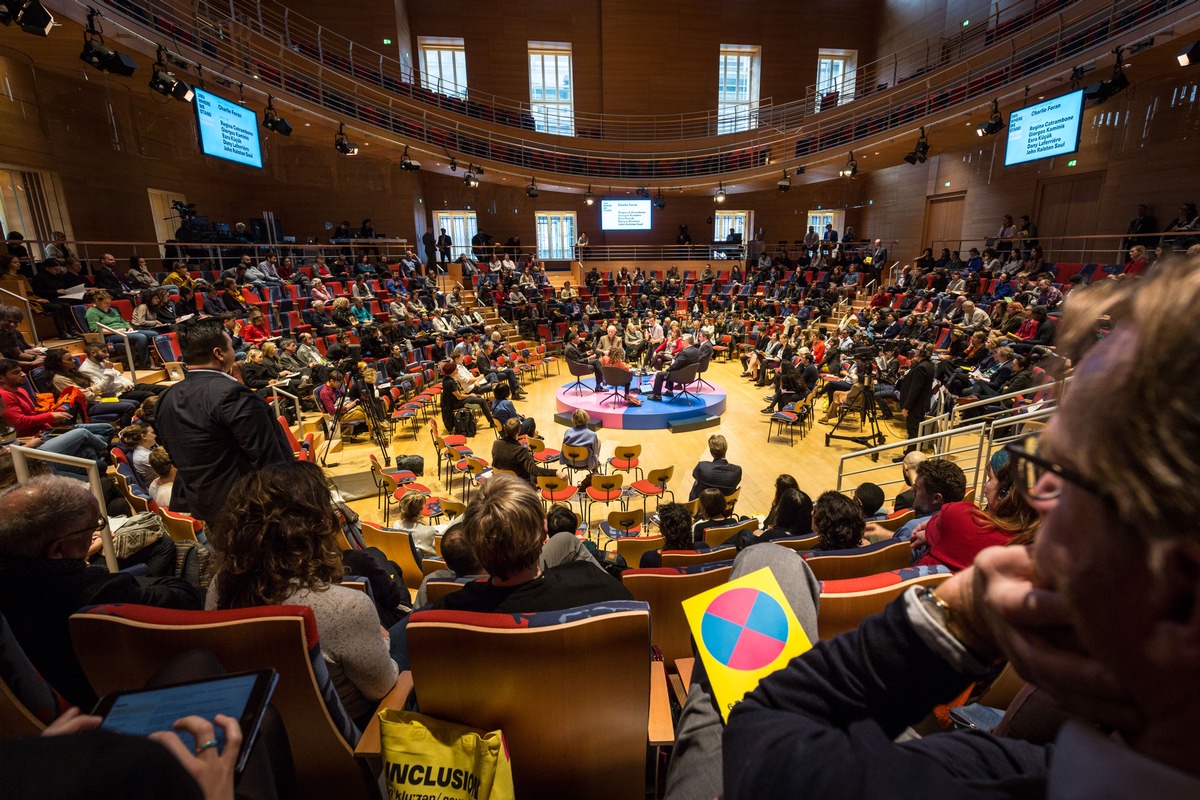 Globales Forum für Inklusion lädt zu neuartigem Event in Berlin / Gegen die Spaltung der Gesellschaft: 6 Degrees bringt am 18.02. Politik, Kunst, Wirtschaft, Wissenschaft und Zivilgesellschaft zusammen