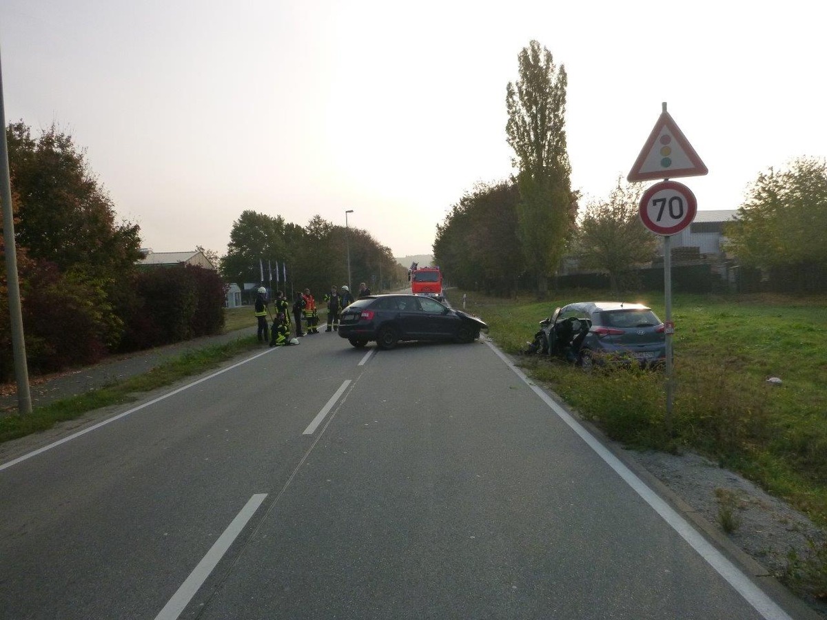 POL-PPMZ: Schwerer Verkehrsunfall auf der L 413