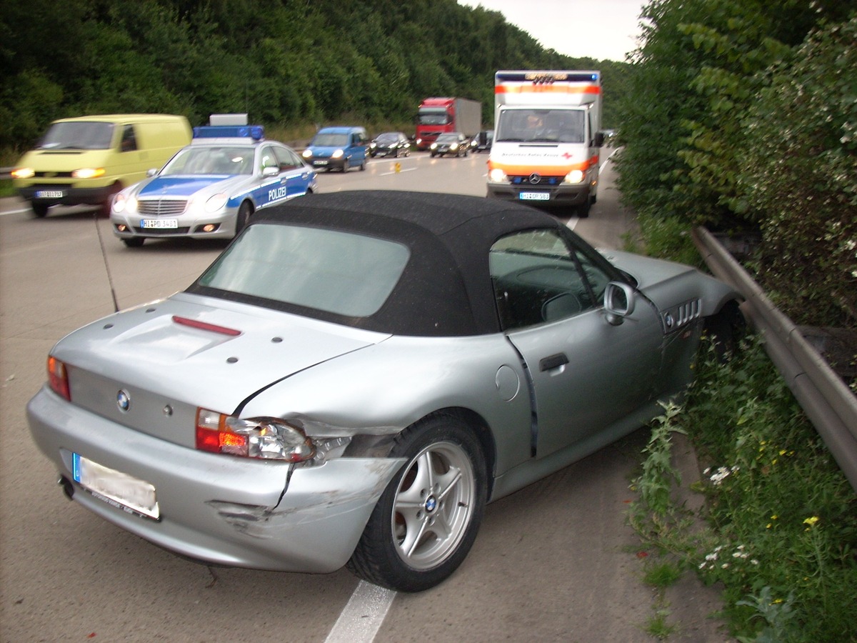 POL-HI: BAB 7, LK Hildesheim -- Eine Verletzte nach Verkehrsunfall