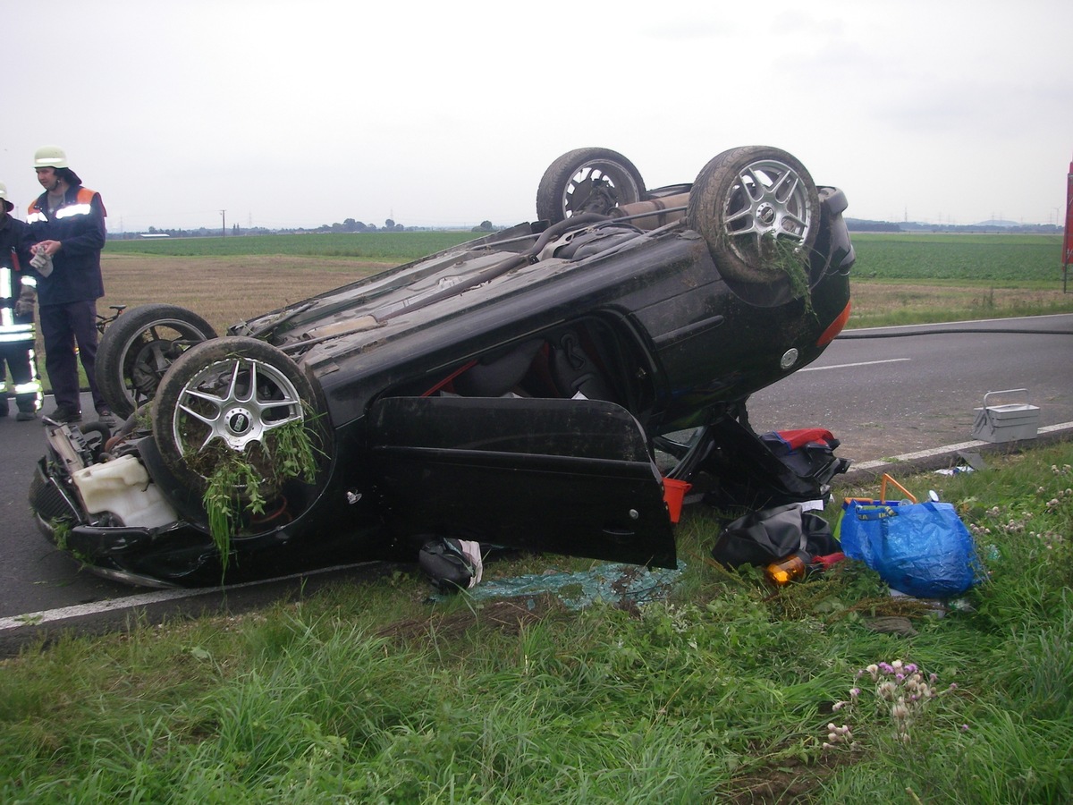 POL-DN: Nach zweifachem Unfall direkt ins Krankenhaus