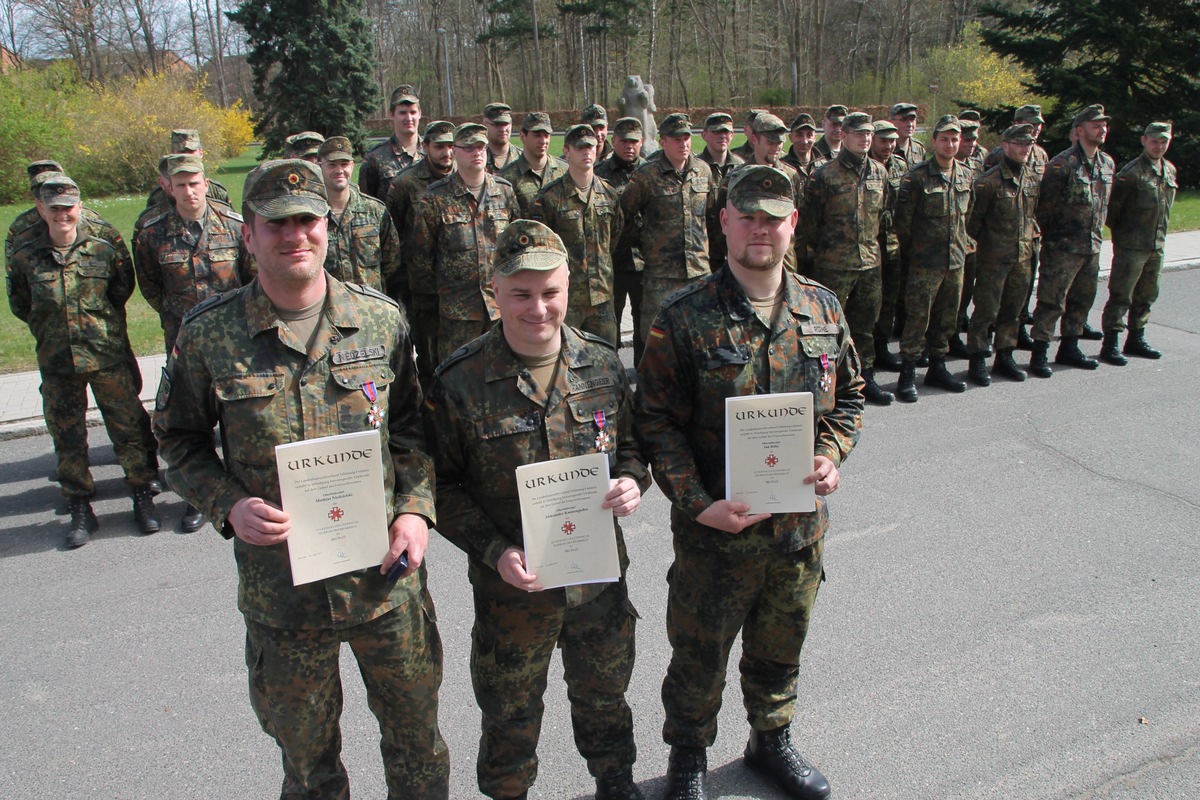 FW-LFVSH: Besonnenes Verhalten von Bürgern in Uniform