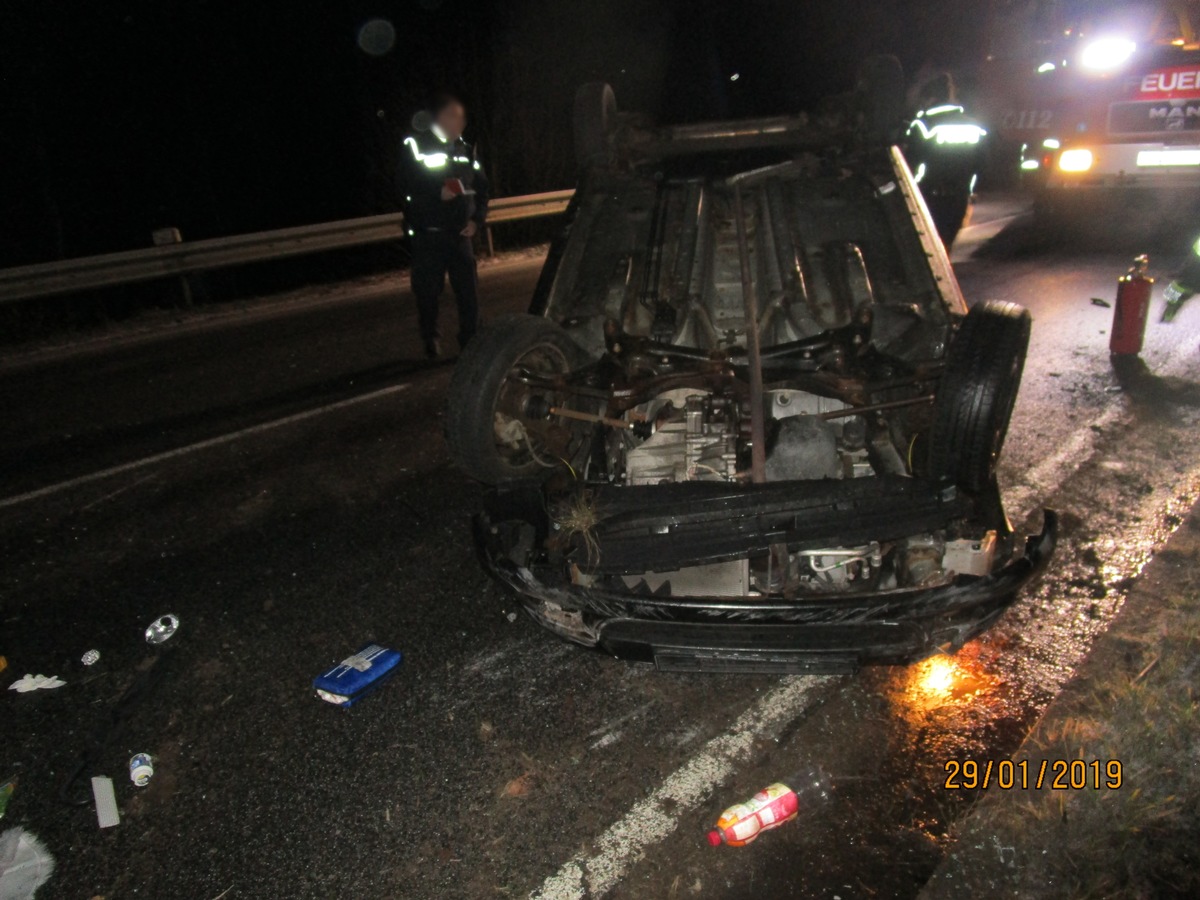 POL-PPWP: Glättegefahr - Unfall auf der B270