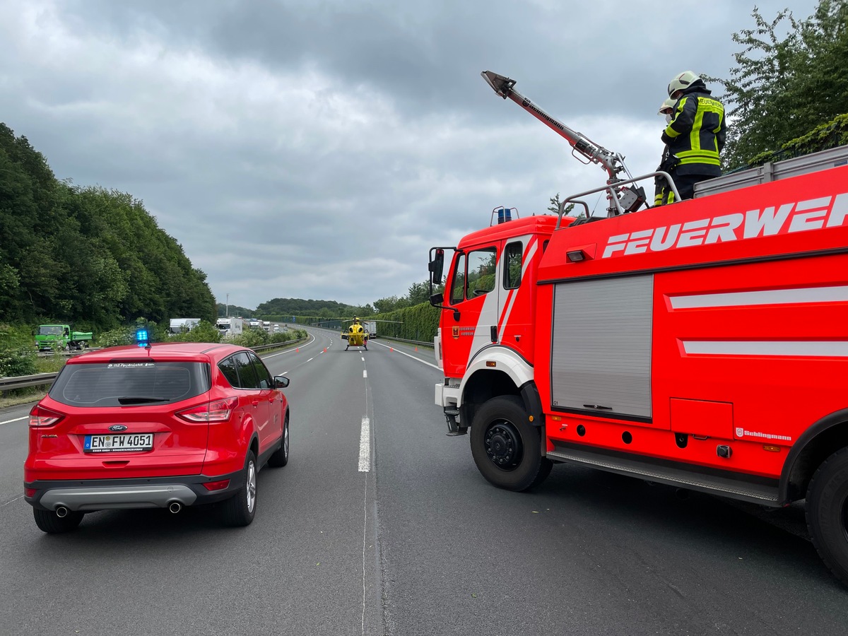 FW-EN: Verkehrsunfall BAB 1, Rettungshubschrauber im Einsatz.