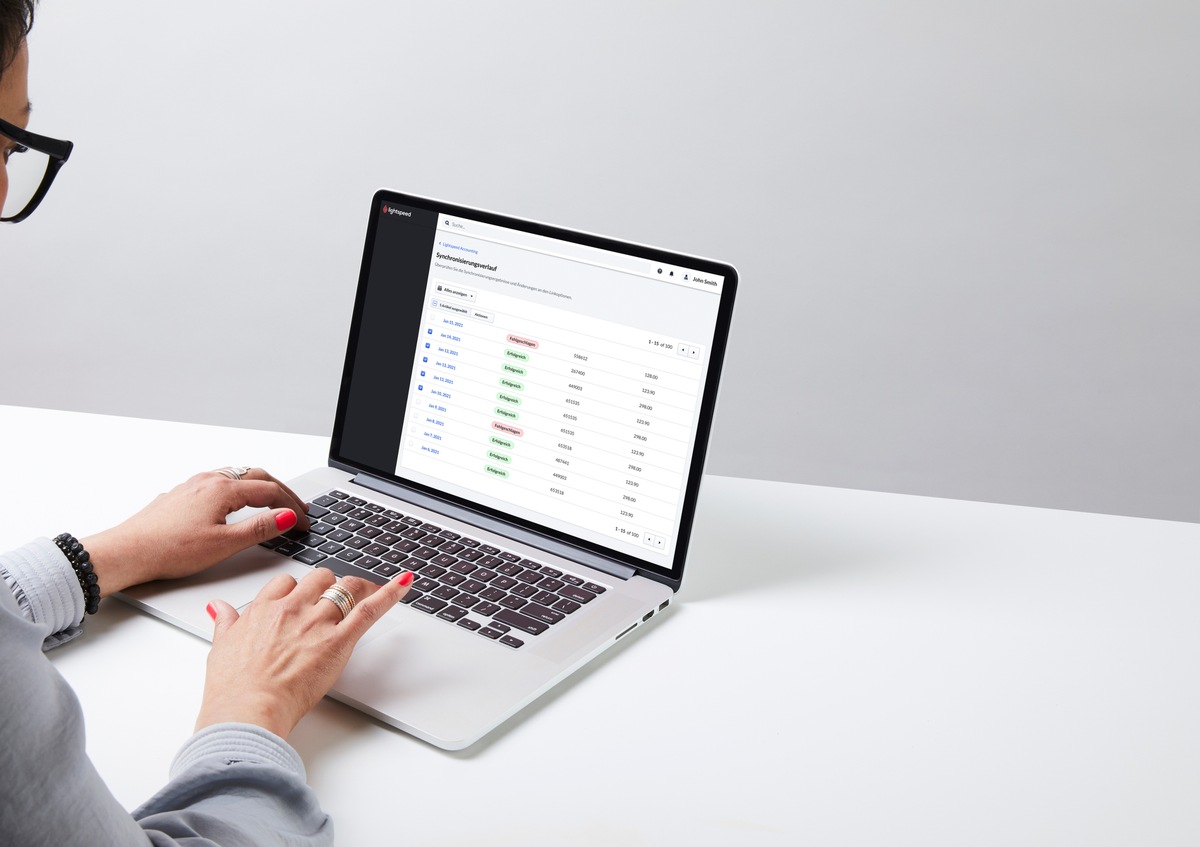 Lightspeed und DATEV kooperieren bei der Archivierung von Kassendaten / Der automatisierte Datentransfer von der Kasse in die Buchhaltung spart Kunden Zeit