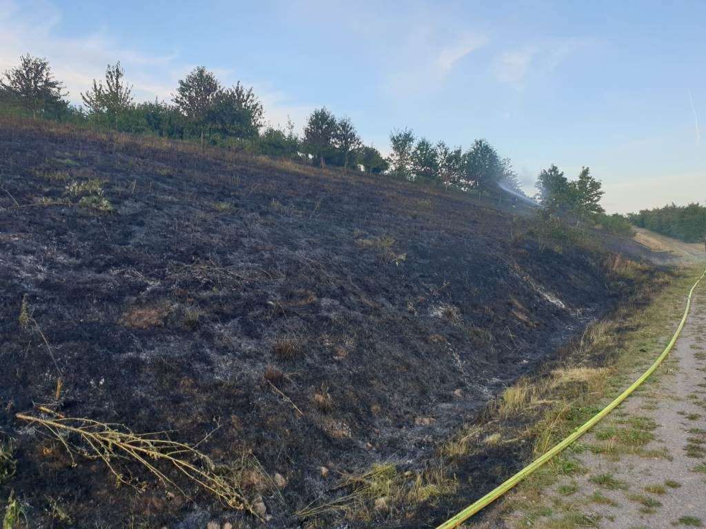 FW-OB: Böschungsbrand alter Bahndamm und Hühnerheide