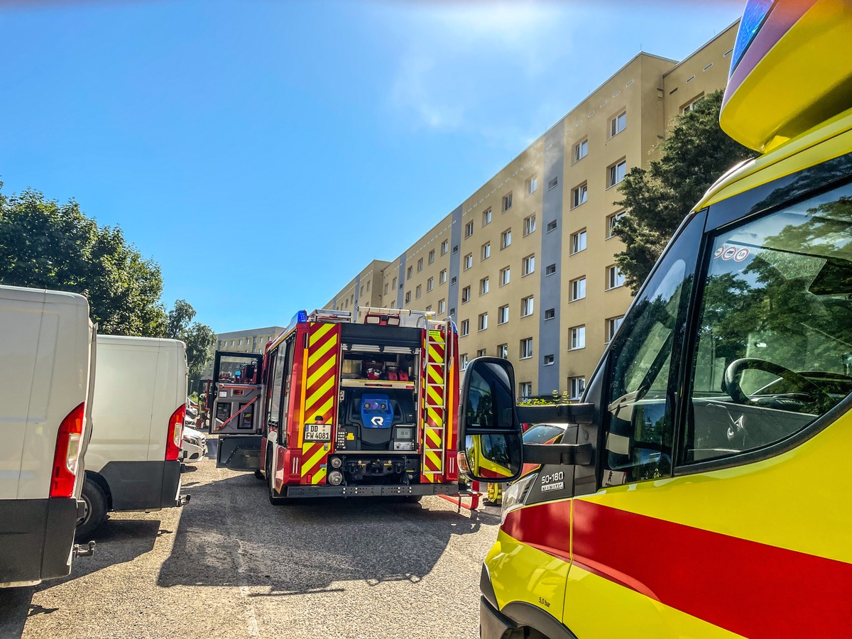 FW Dresden: Elektrounfall mit Brandfolge