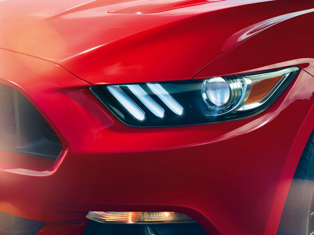 Ford Mustang: Bereits über 500.000 Fans konfigurierten ihr Traumfahrzeug im Internet (FOTO)