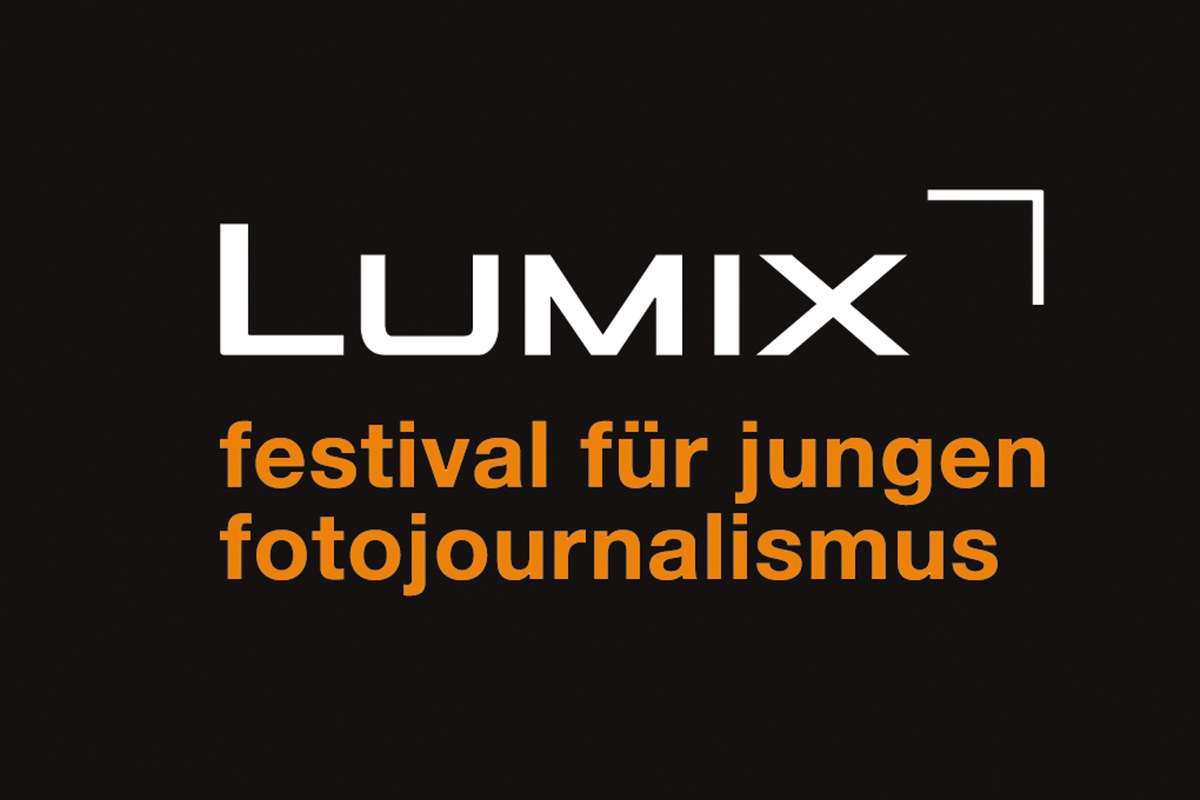 Panasonic unterstützt zum vierten Mal das LUMIX Festival für jungen Fotojournalismus / 40.000 erwartete Besucher, 60 internationale Teilnehmer und vier Awards machen das LUMIX Festival zum Highlight (FOTO)