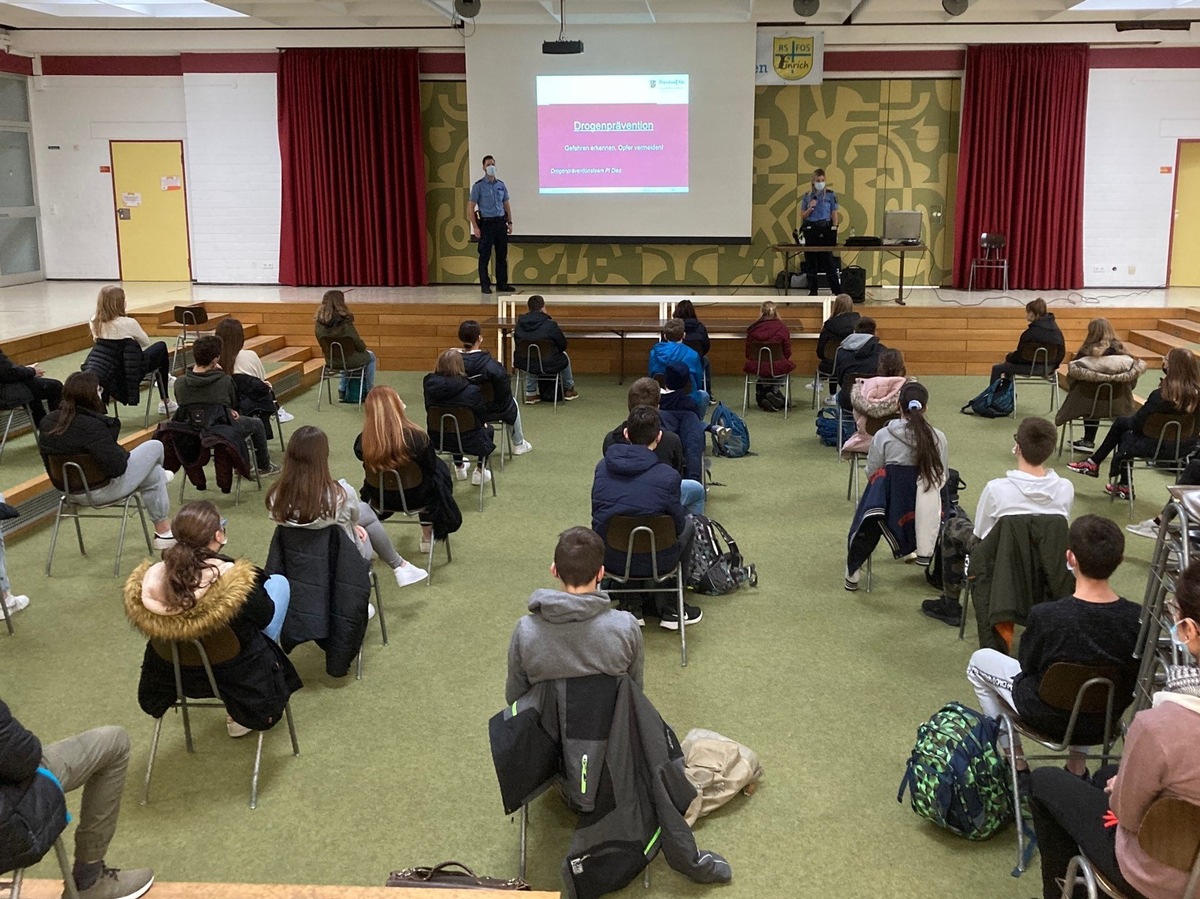 POL-PDMT: Suchtpräventionstag an der Realschule+ Katzenelnbogen / Polizei Diez informiert Schüler über Gefahren