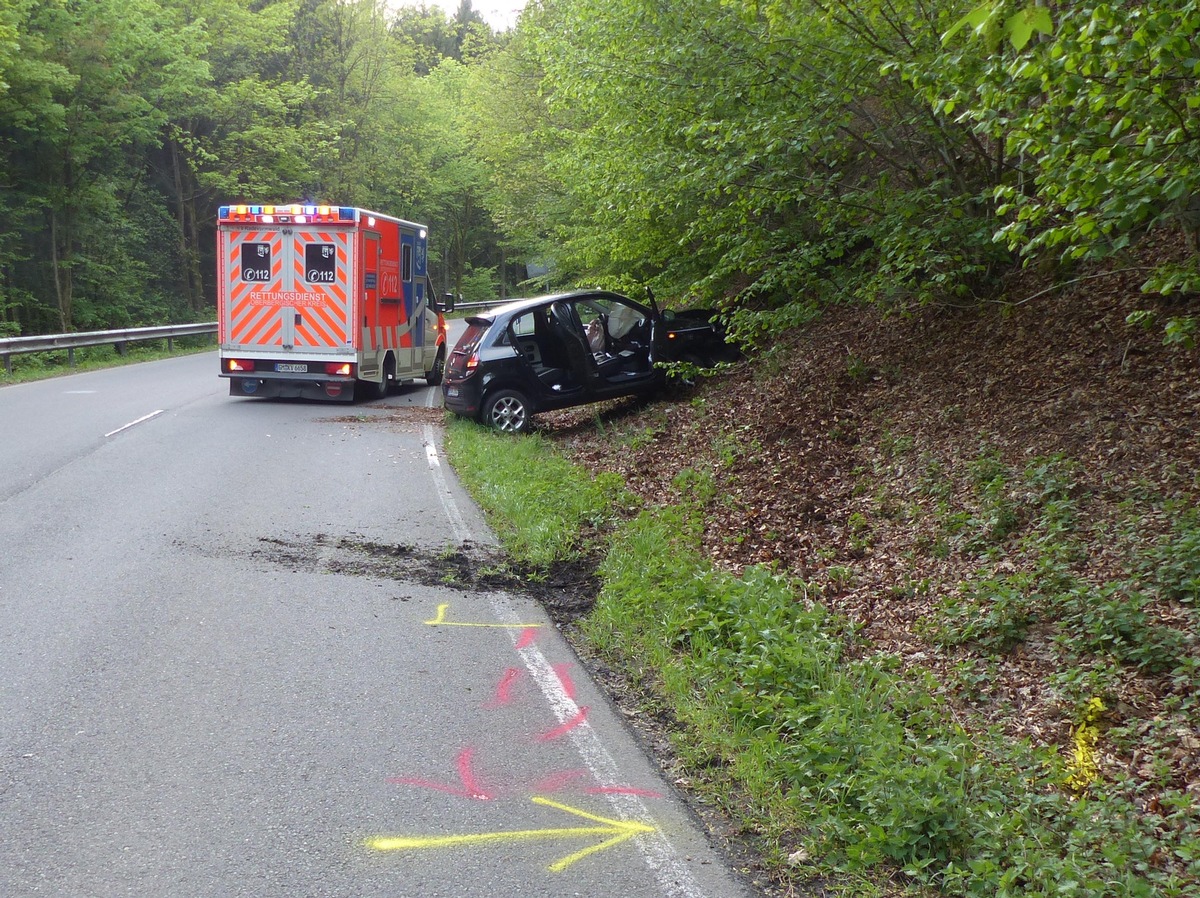 POL-GM: 040520-343: Zwei Verletzte bei Verkehrsunfall auf der L 81