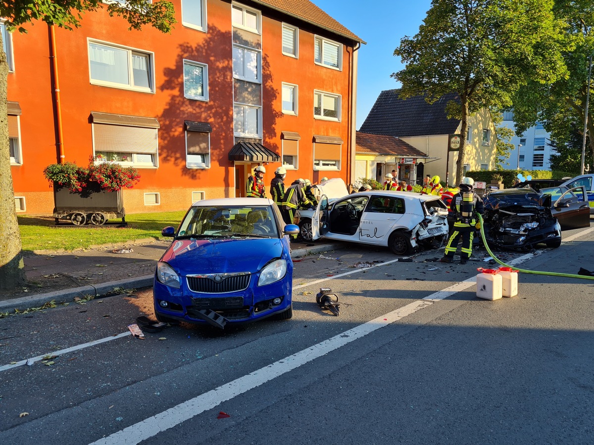 FW-BO: Verkehrsunfall mit Todesfolge in Bochum-Wiemelhausen