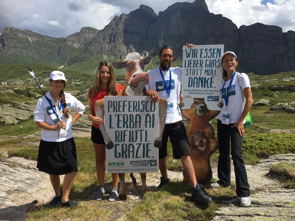 Communicato stampa: &quot;IGSU fa luce sul littering per evitare che il Gottardo e il San Bernardino si trasformino in montagne di rifiuti&quot;