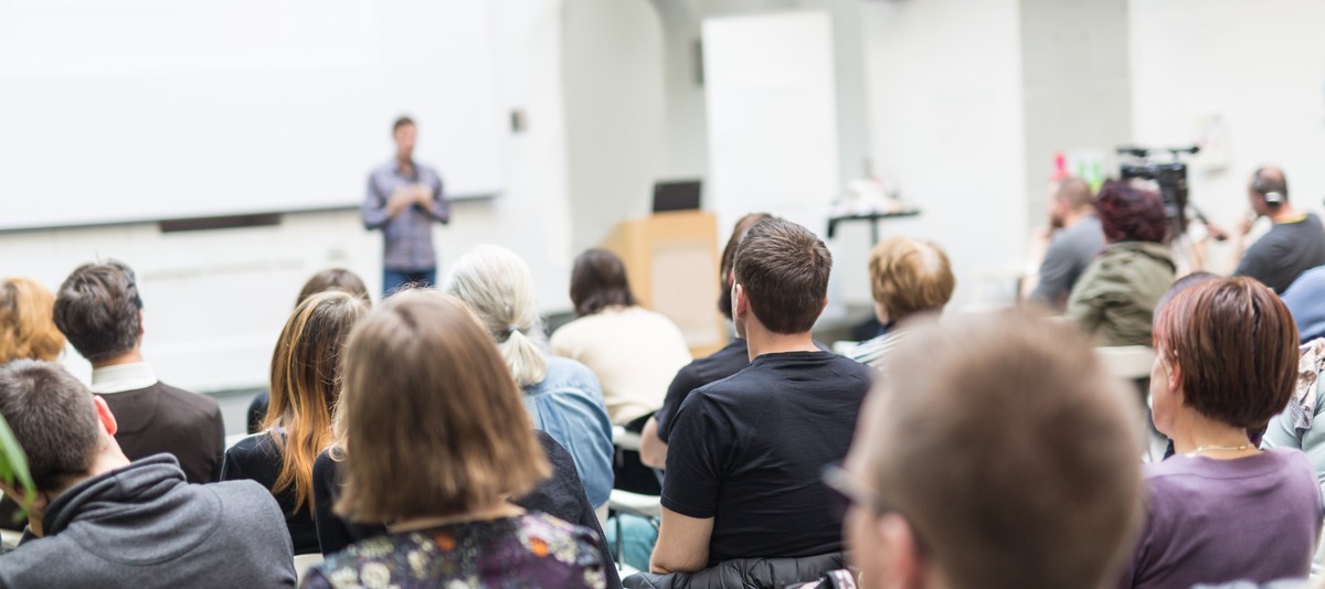 Vom Postdoc zur Professur: Studie zu Karrierewegen internationaler Forschender in Deutschland veröffentlicht