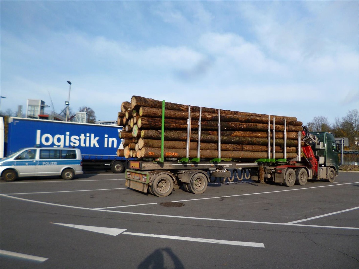 POL-MK: Verkehrsdienst kontrolliert Lkw