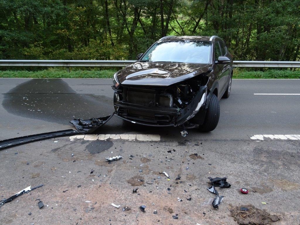 POL-PPTR: Verkehrsunfall mit schwer verletztem Motorradfahrer auf der L 5 zwischen Lasel und Seffern