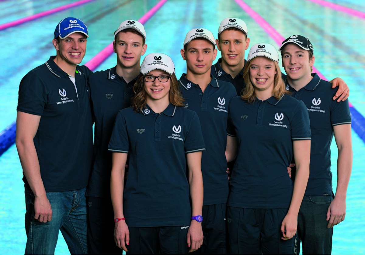 Förderung von jungen Talenten im Schwimmen: DVAG-Juniorteam begrüßt fünf neue Mitglieder (FOTO)