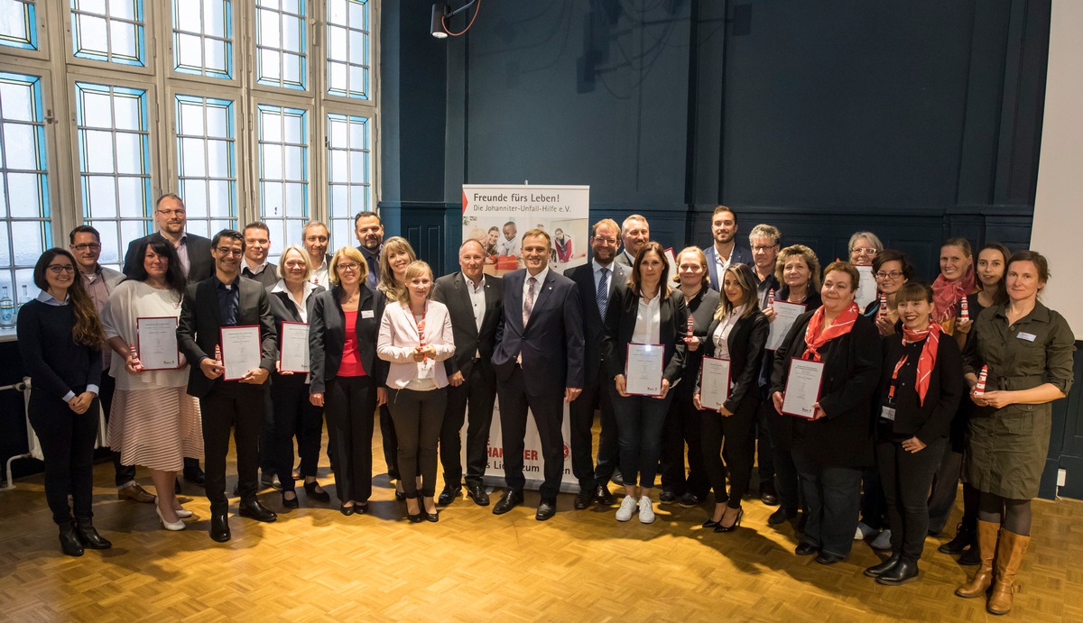 Johanniter bauen ihre Integrationsarbeit aus / Bundesweite Leuchtturm-Projekte vorgestellt