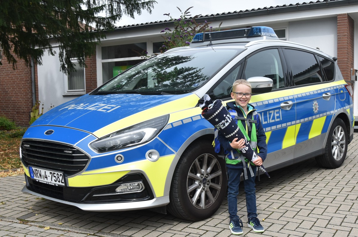 POL-BI: Bereits vor der Schule auf volle Konzentration schalten - oder was sollte besser in der Tasche bleiben?