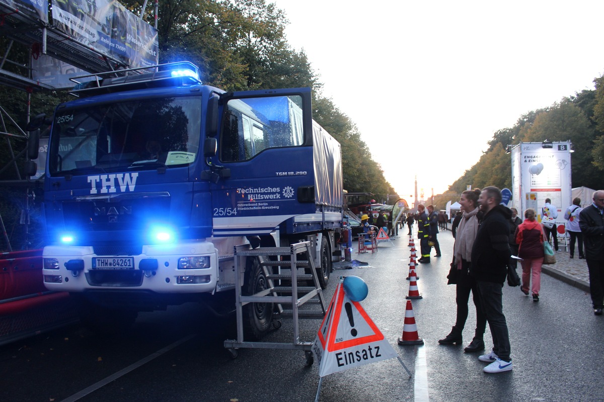 : Bürgerfest zum Tag der Deutschen Einheit: Mitmachen beim THW auf der Blaulichtmeile