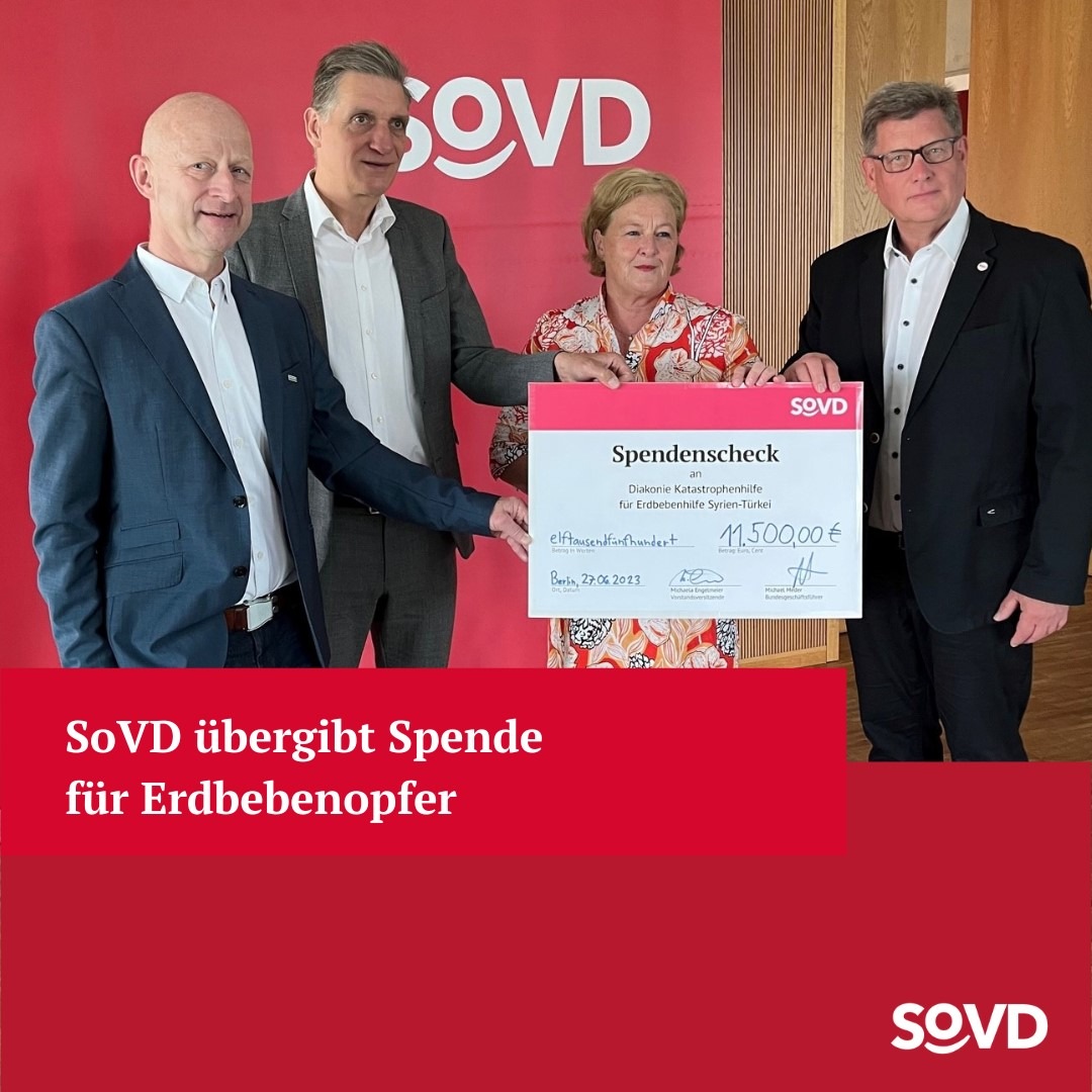 SoVD übergibt Spende für Erdbebenopfer