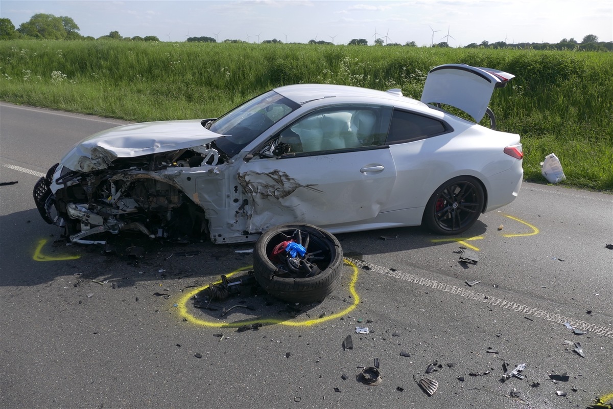 POL-COE: Coesfeld, B474/ Auto und Lkw kollidieren