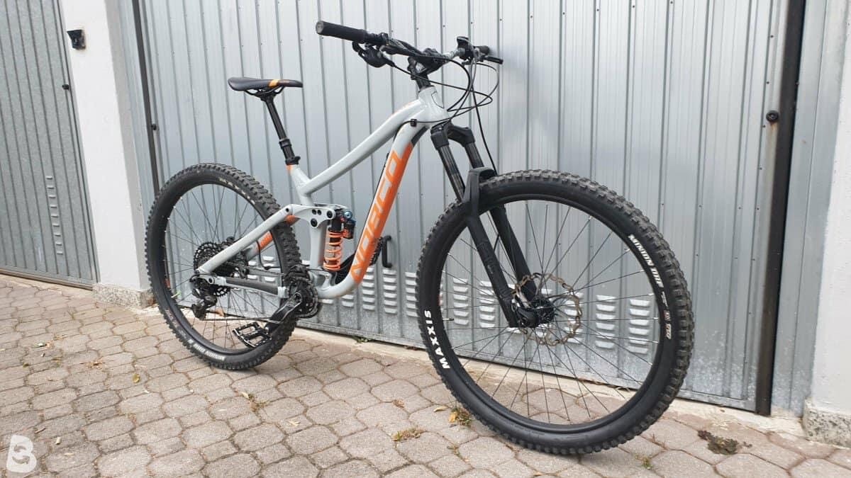 POL-GÖ: (577/2023) Tat während der Öffnungszeit: Unbekannte stehlen Mountainbike vor Supermarkt in Gieboldehausen, Zeugen gesucht