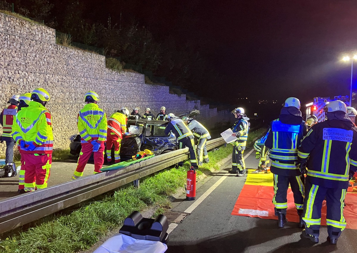 FW-BO: Verkehrsunfall auf der Kosterstraße in BO-Stiepel