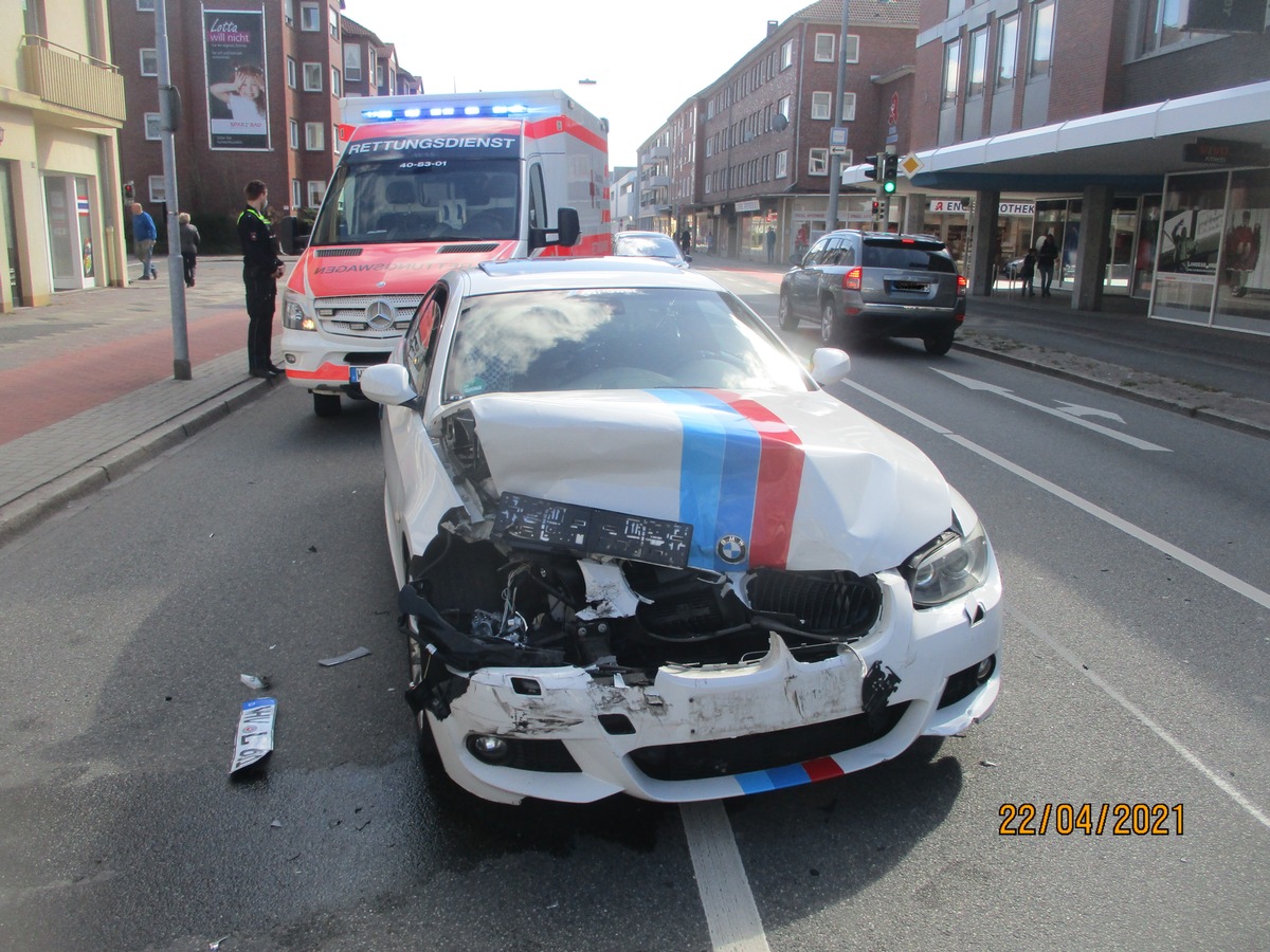 POL-WHV: Verkehrsunfall mit drei Leichtverletzten, Unfallverursacher unter Drogenbeeinflussung