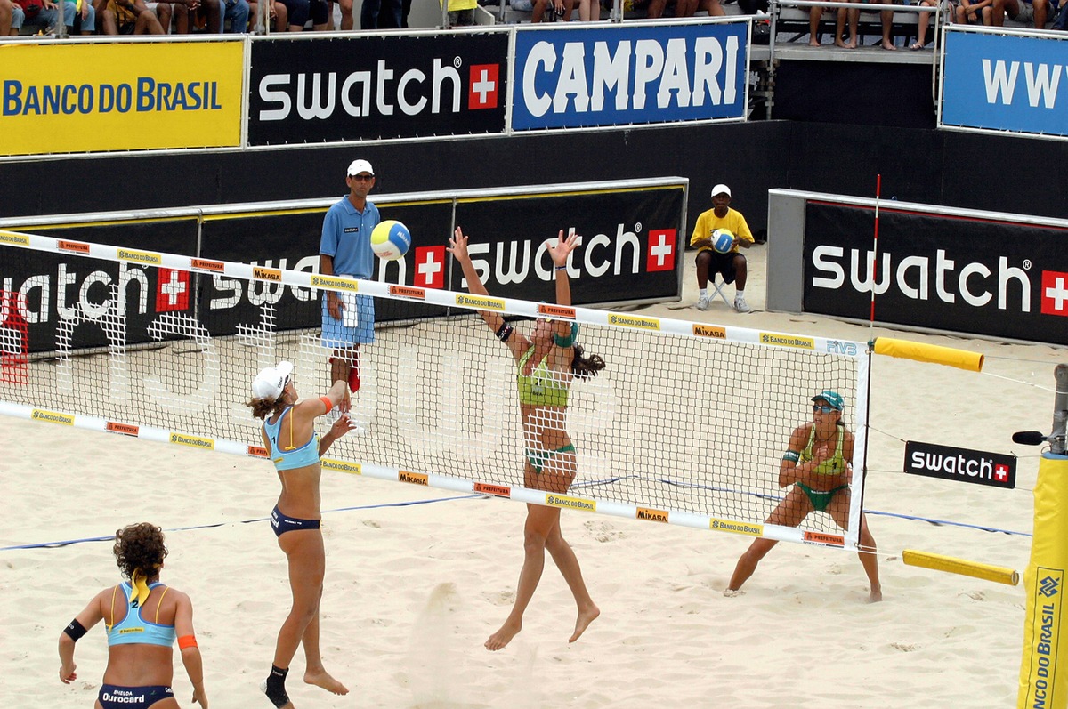 Perfekte Partnerschaft: Die SWATCH-FIVB World Tour gibt&#039;s weitere vier Jahre