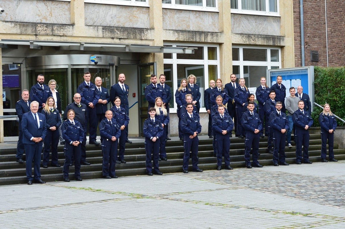 POL-DN: Die Polizei im Kreis Düren bekommt Verstärkung