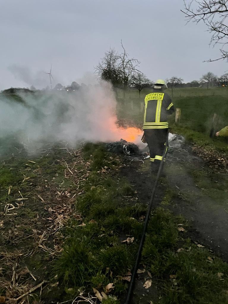 FW-Schermbeck: Verdächtiger Rauch in Rüste