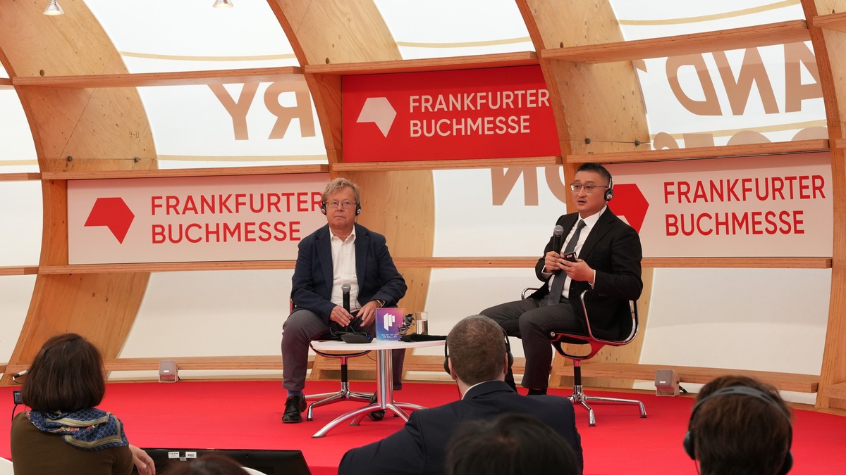 Yuewen Group nahm an der Frankfurter Buchmesse teil und stellte ihr neues Industriemodell für das globale Verlagswesen vor - vom Lesen und Kreieren bis zur IP-Ökologie