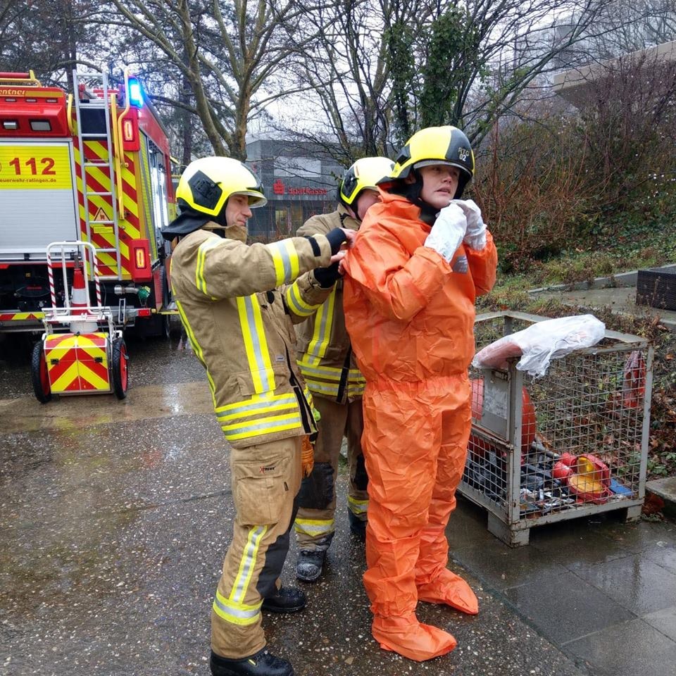 FW Ratingen: Verschiedene Einsätze in Ratingen