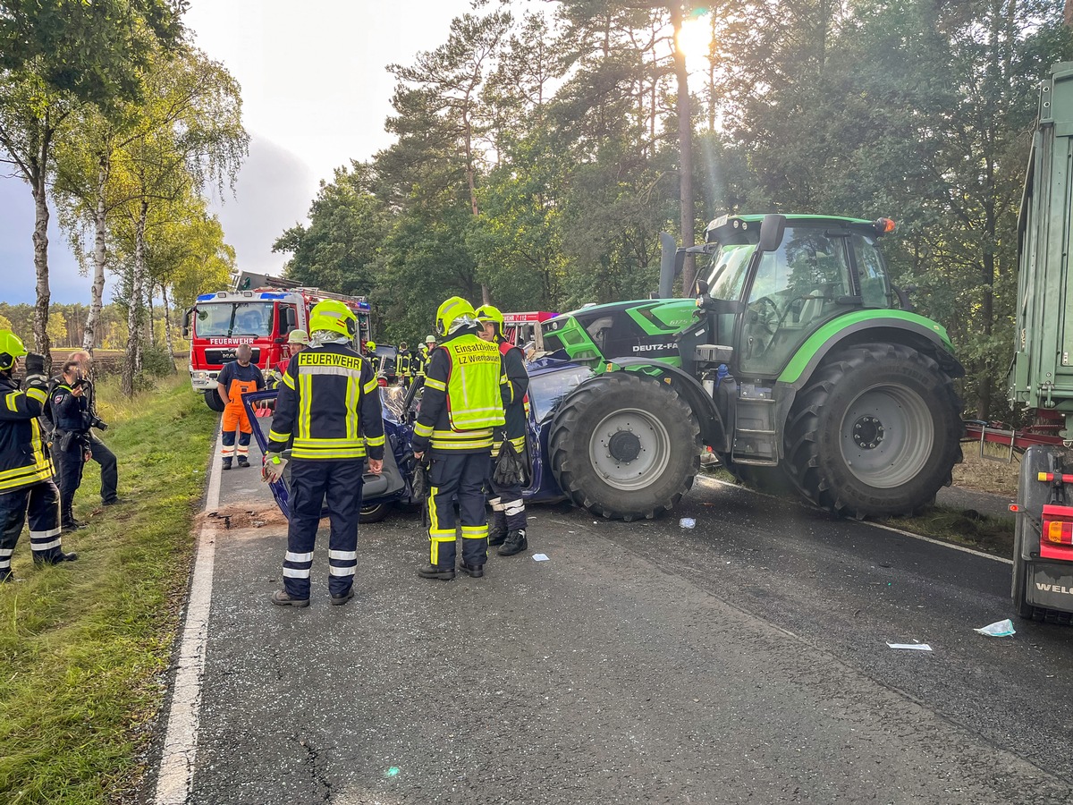 FW Flotwedel: Person nach Auffahrunfall in PKW eingeklemmt / Drei Verletzte nach Unfall zwischen Oppershausen und Lachendorf