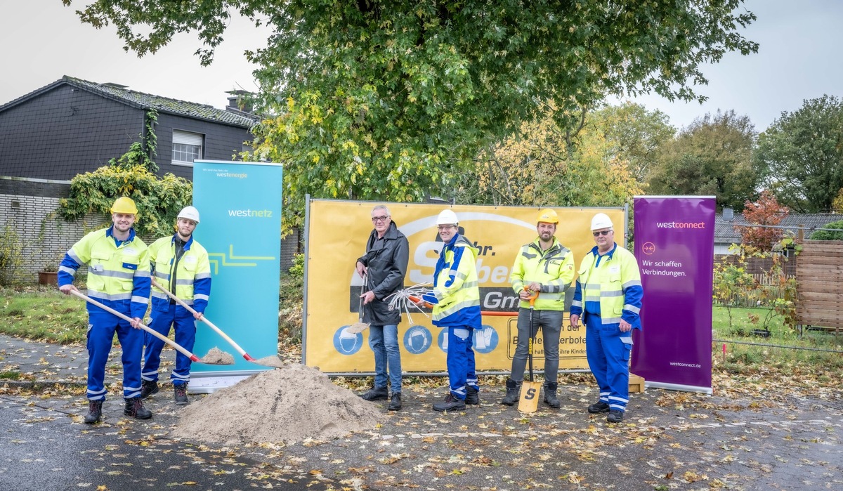 Pressemeldung: Spatenstich: Westconnect startet Glasfaserausbau in Neukirchen-Vluyn