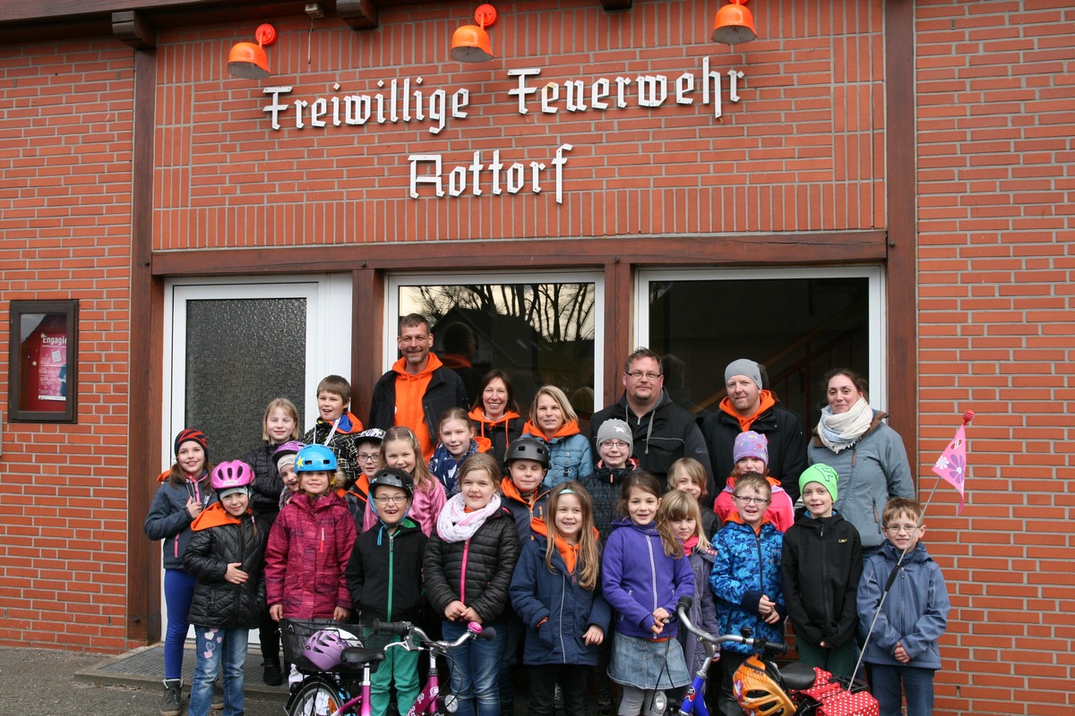 POL-WL: Vorbildliche Kinderfeuerwehr in Rottorf!